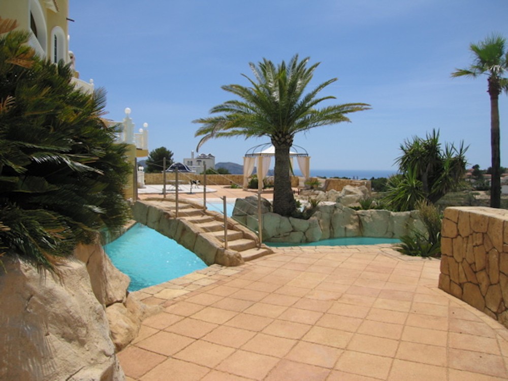 8 Bed, 6 Bath, HouseFor Sale, La Nucia, Alicante