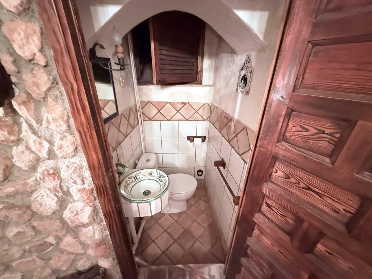 5 Bed, 3 Bath, HouseFor Sale, Campoamor, Alicante