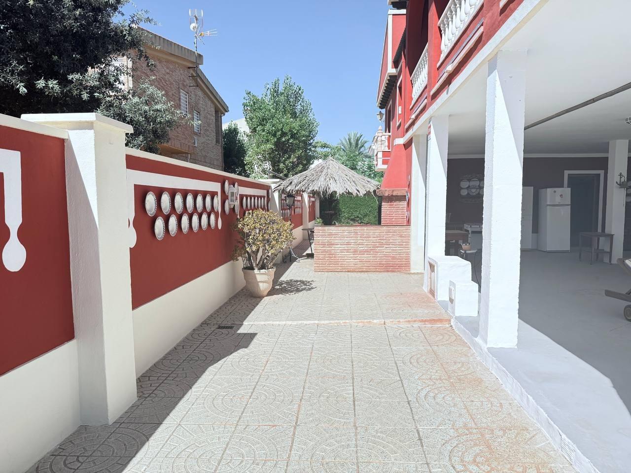 5 Bed, 3 Bath, HouseFor Sale, Campoamor, Alicante