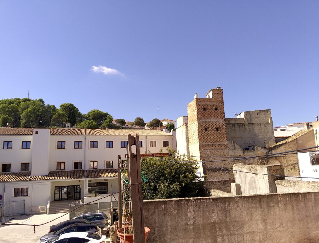 4 Bed, 2 Bath, ApartmentFor Sale, Oliva, Valencia, 46780