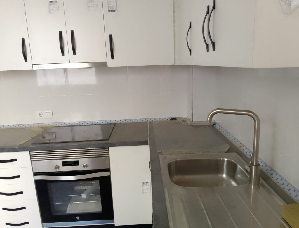 4 Bed, 2 Bath, ApartmentFor Sale, Oliva, Valencia, 46780