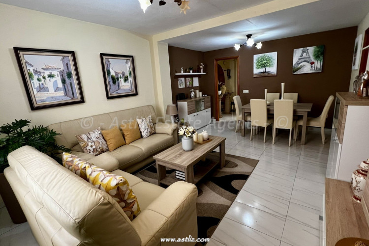 4 Bed, 2 Bath, ApartmentFor Sale, Edf Victoria, Adeje