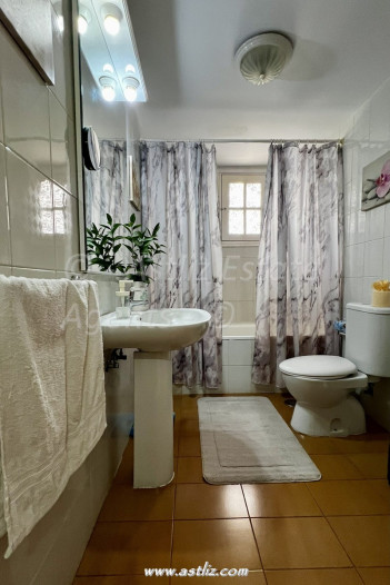 4 Bed, 2 Bath, ApartmentFor Sale, Edf Victoria, Adeje