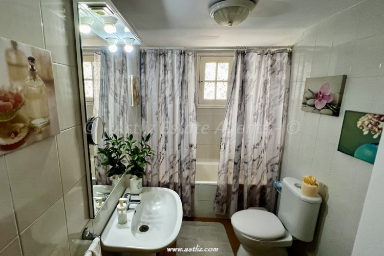 4 Bed, 2 Bath, ApartmentFor Sale, Edf Victoria, Adeje