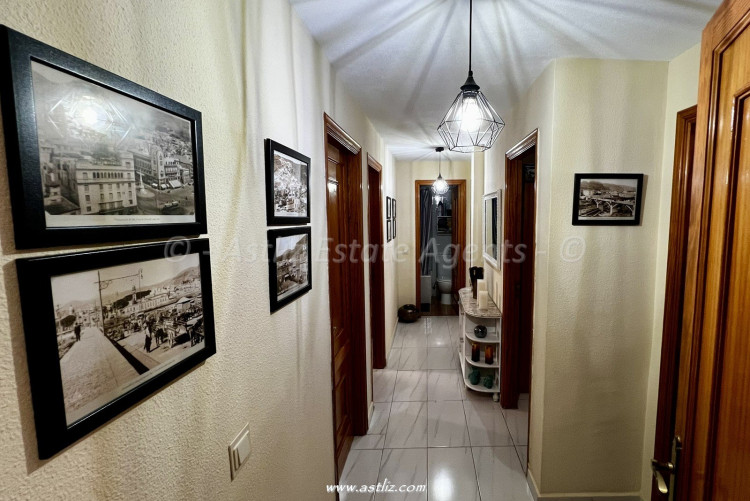 4 Bed, 2 Bath, ApartmentFor Sale, Edf Victoria, Adeje