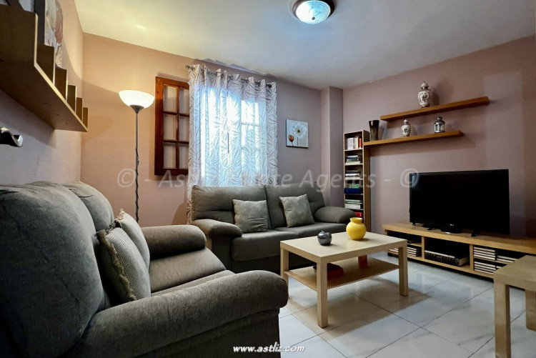 4 Bed, 2 Bath, ApartmentFor Sale, Edf Victoria, Adeje
