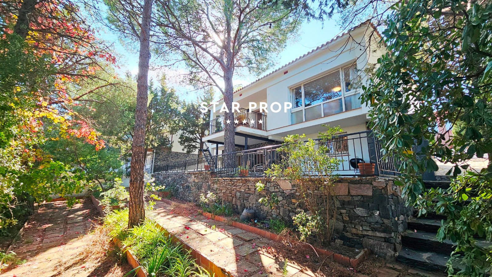 5 Bed, 3 Bath, HouseFor Sale, Llançà, Girona 5 Bed, 3 Bath, HouseFor Sale, Llançà, Girona