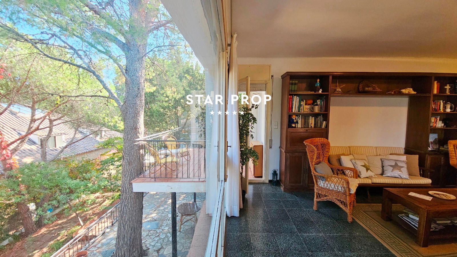 5 Bed, 3 Bath, HouseFor Sale, Llançà, Girona 5 Bed, 3 Bath, HouseFor Sale, Llançà, Girona