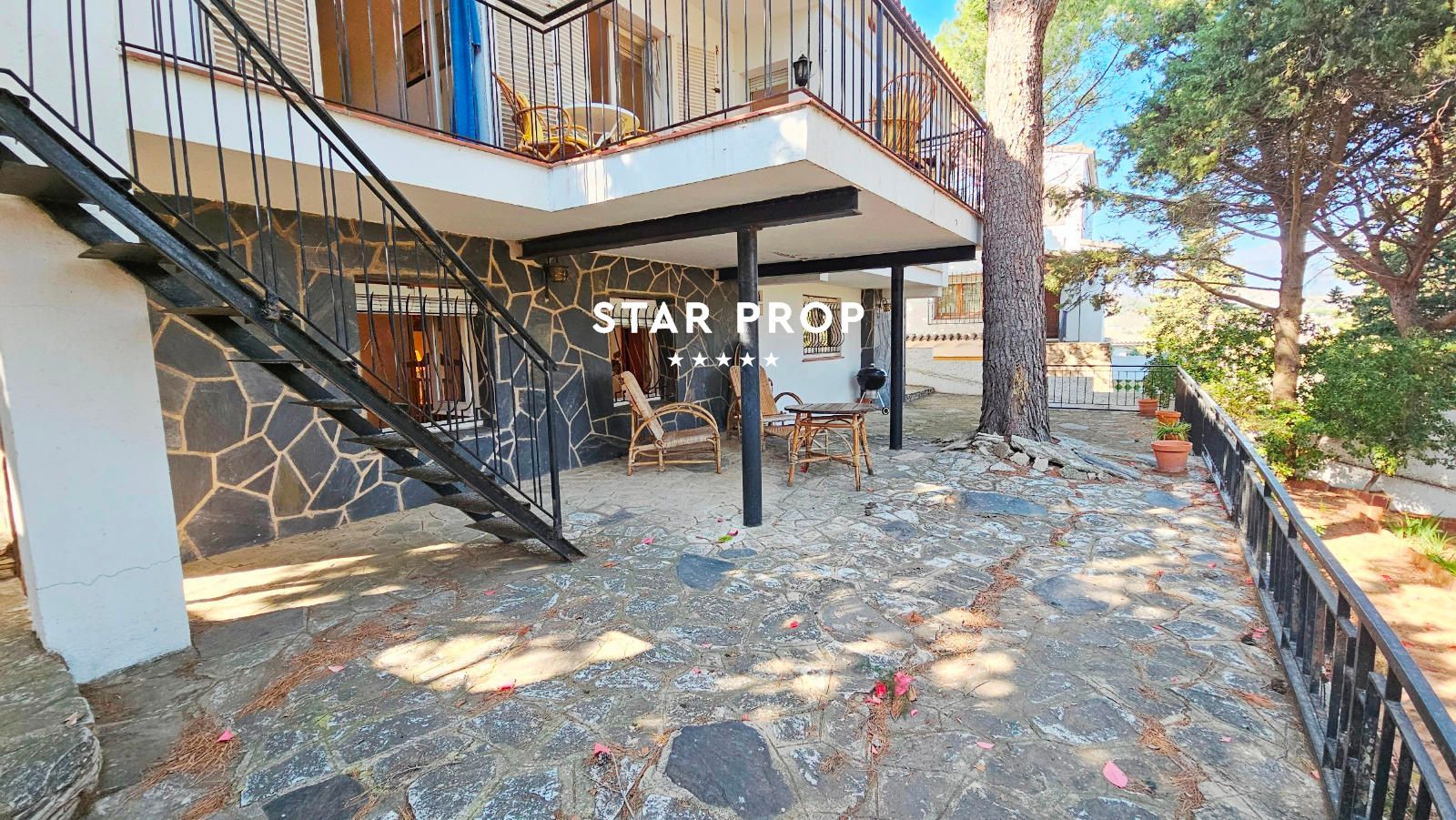 5 Bed, 3 Bath, HouseFor Sale, Llançà, Girona 5 Bed, 3 Bath, HouseFor Sale, Llançà, Girona