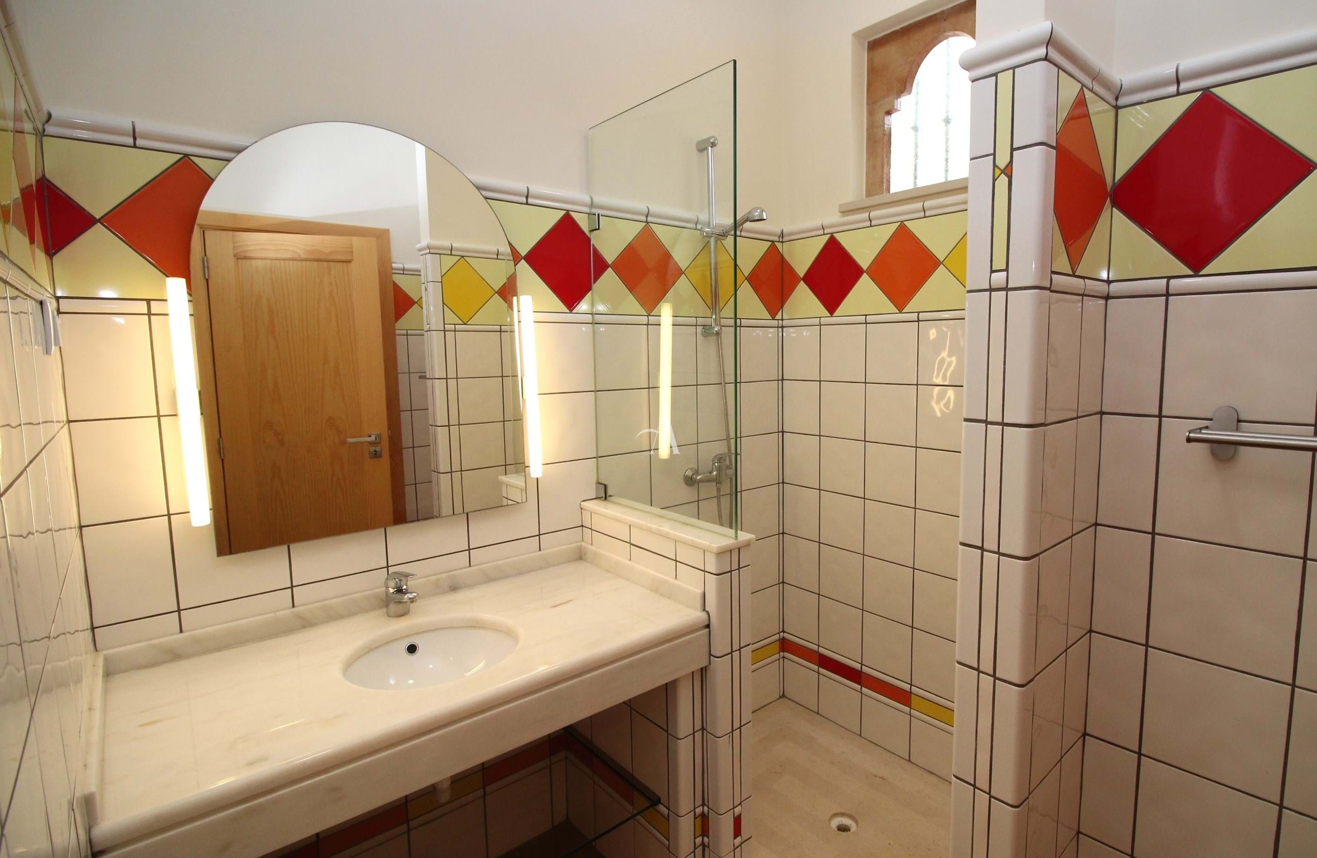 4 Bed, 3 Bath, HouseFor Sale, Sao Bras De Alportel, Faro, 8150-063