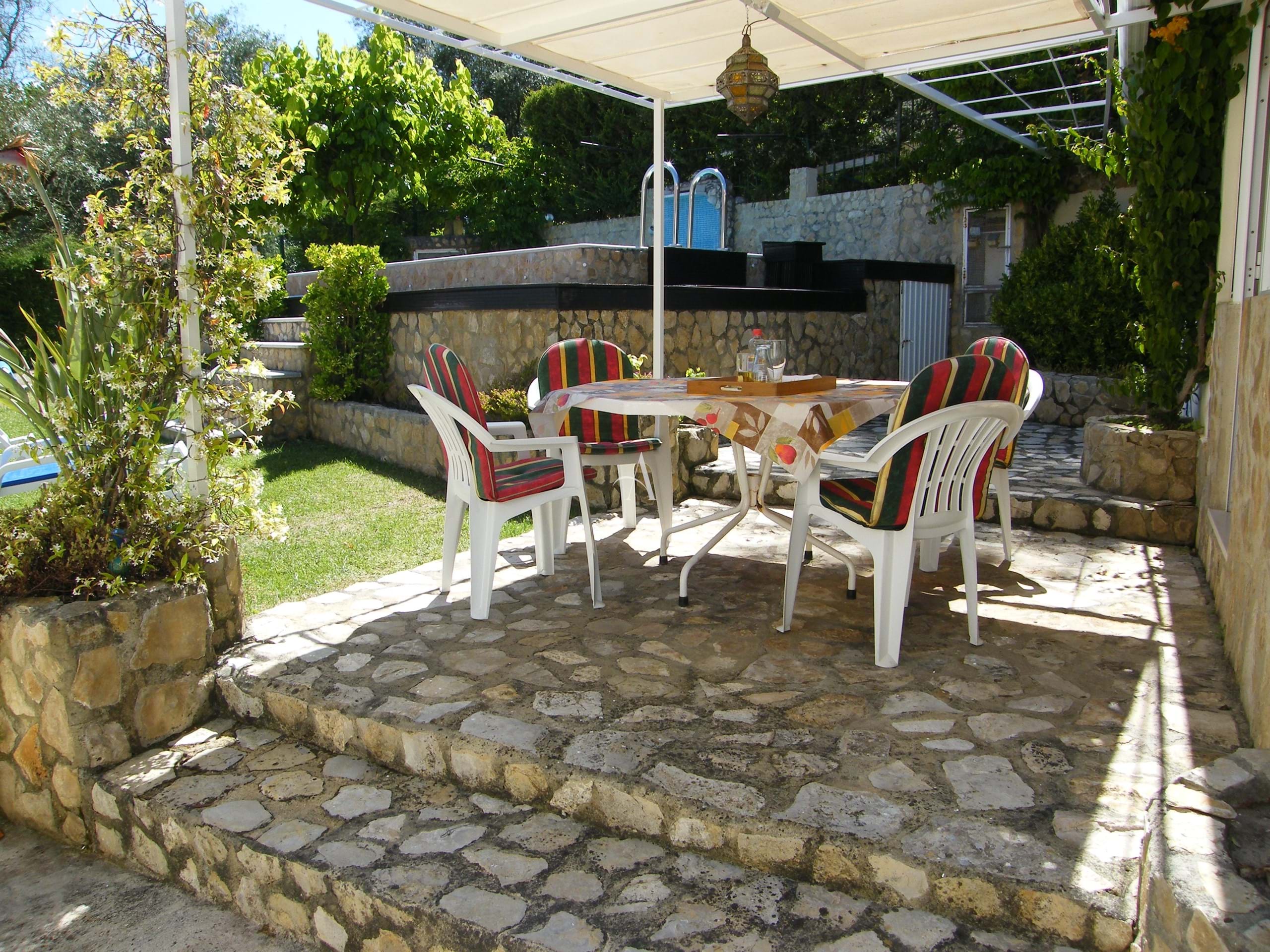 4 Bed, 3 Bath, HouseFor Sale, Caldas da Rainha, Leiria 4 Bed, 3 Bath, HouseFor Sale, Caldas da Rainha, Leiria