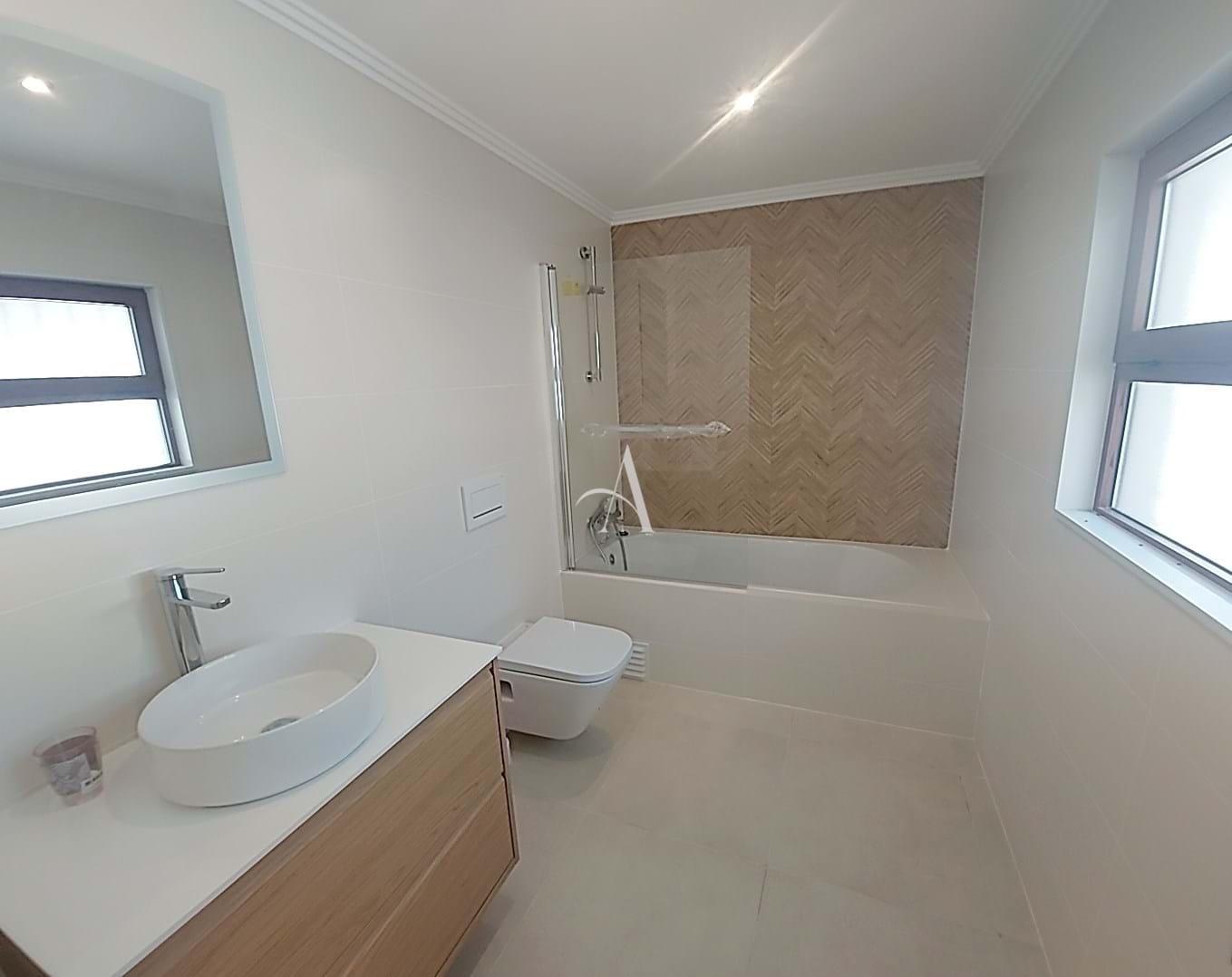 4 Bed, 3 Bath, HouseFor Sale, Caldas da Rainha, Leiria 4 Bed, 3 Bath, HouseFor Sale, Caldas da Rainha, Leiria