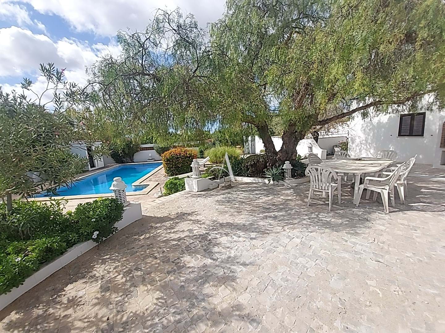 4 Bed, 4 Bath, HouseFor Sale, Loulé, Faro 4 Bed, 4 Bath, HouseFor Sale, Loulé, Faro