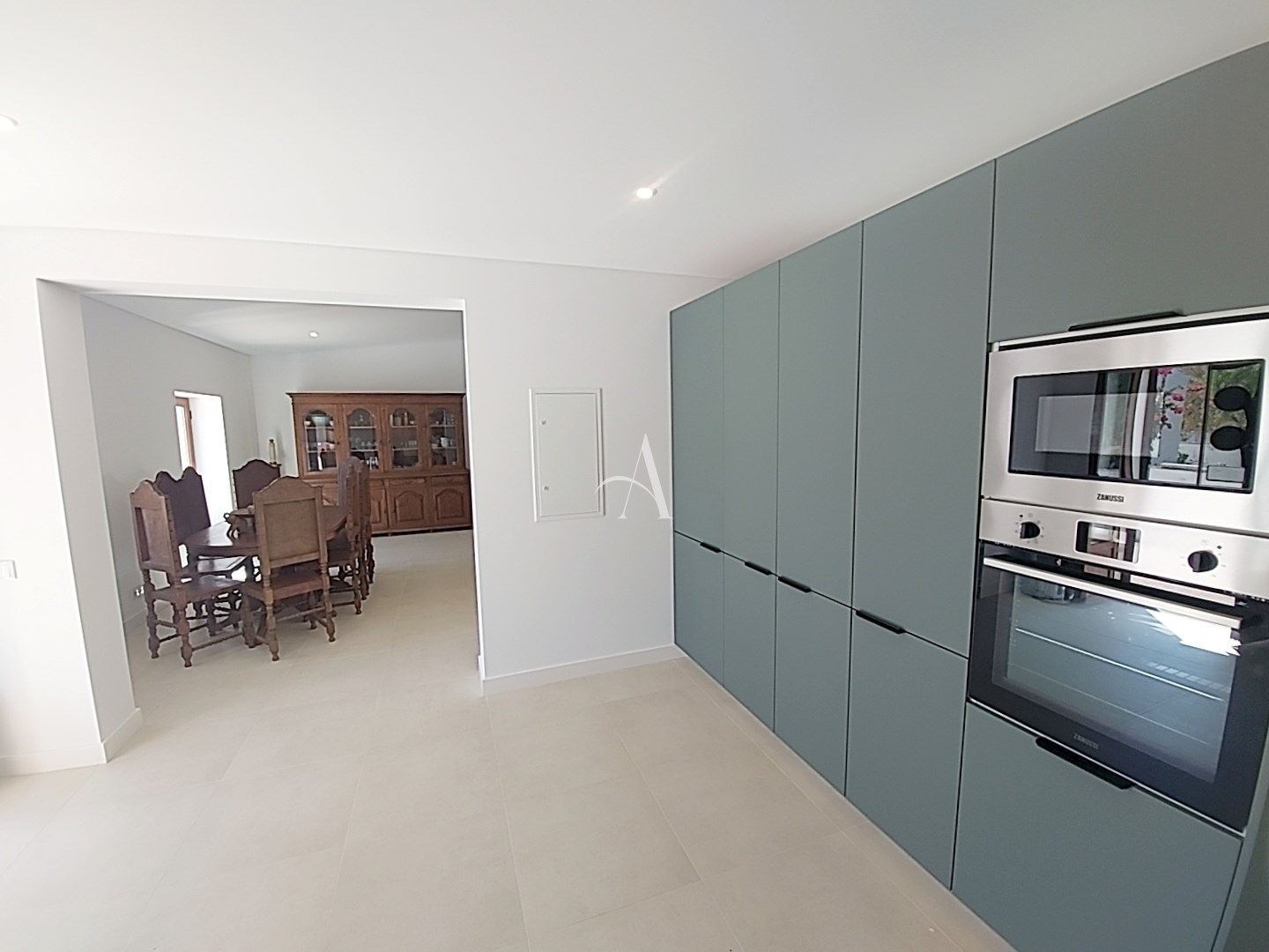 4 Bed, 4 Bath, HouseFor Sale, Loulé, Faro 4 Bed, 4 Bath, HouseFor Sale, Loulé, Faro