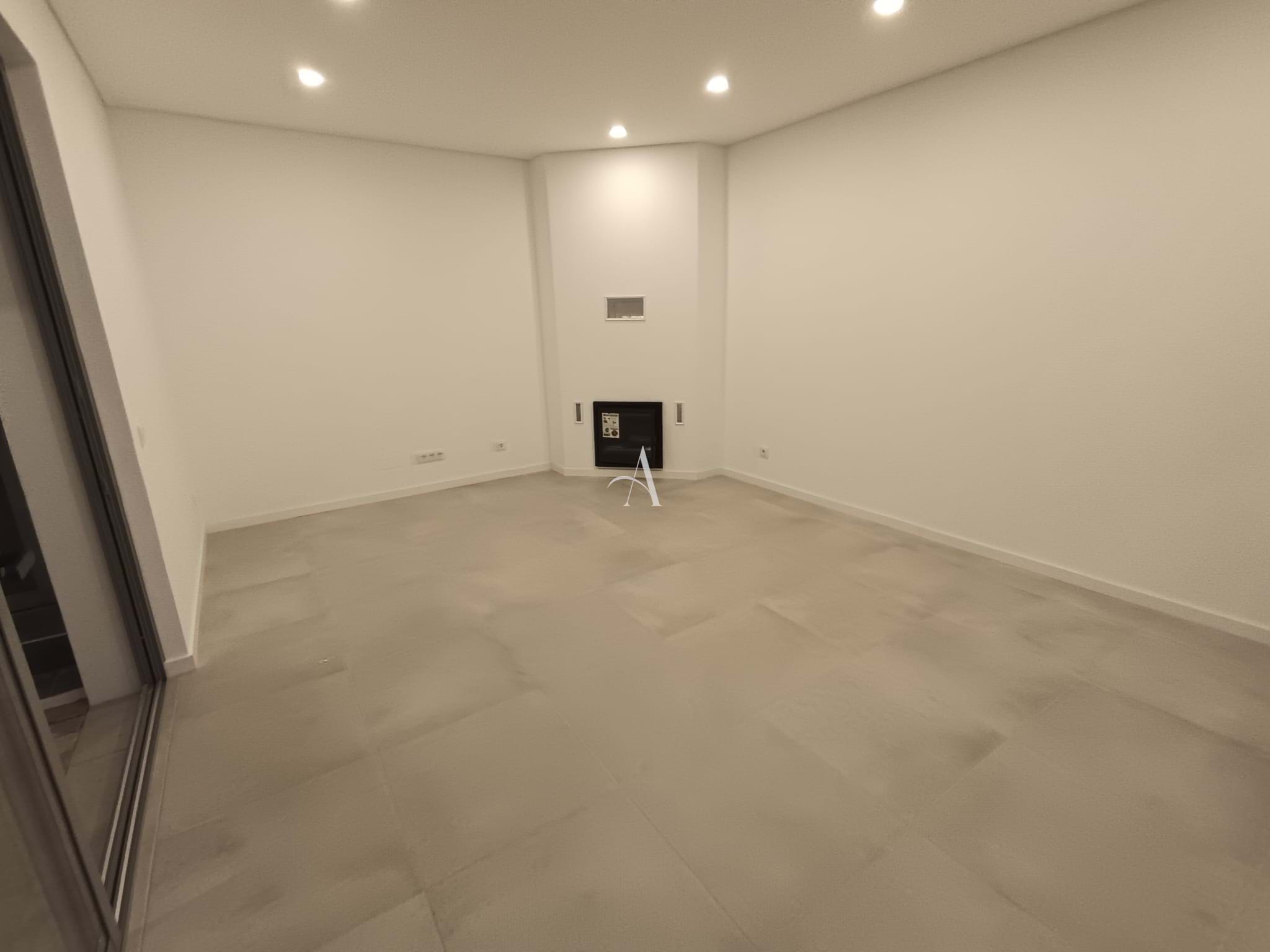 3 Bed, 3 Bath, HouseFor Sale, Sao Bras De Alportel, Faro