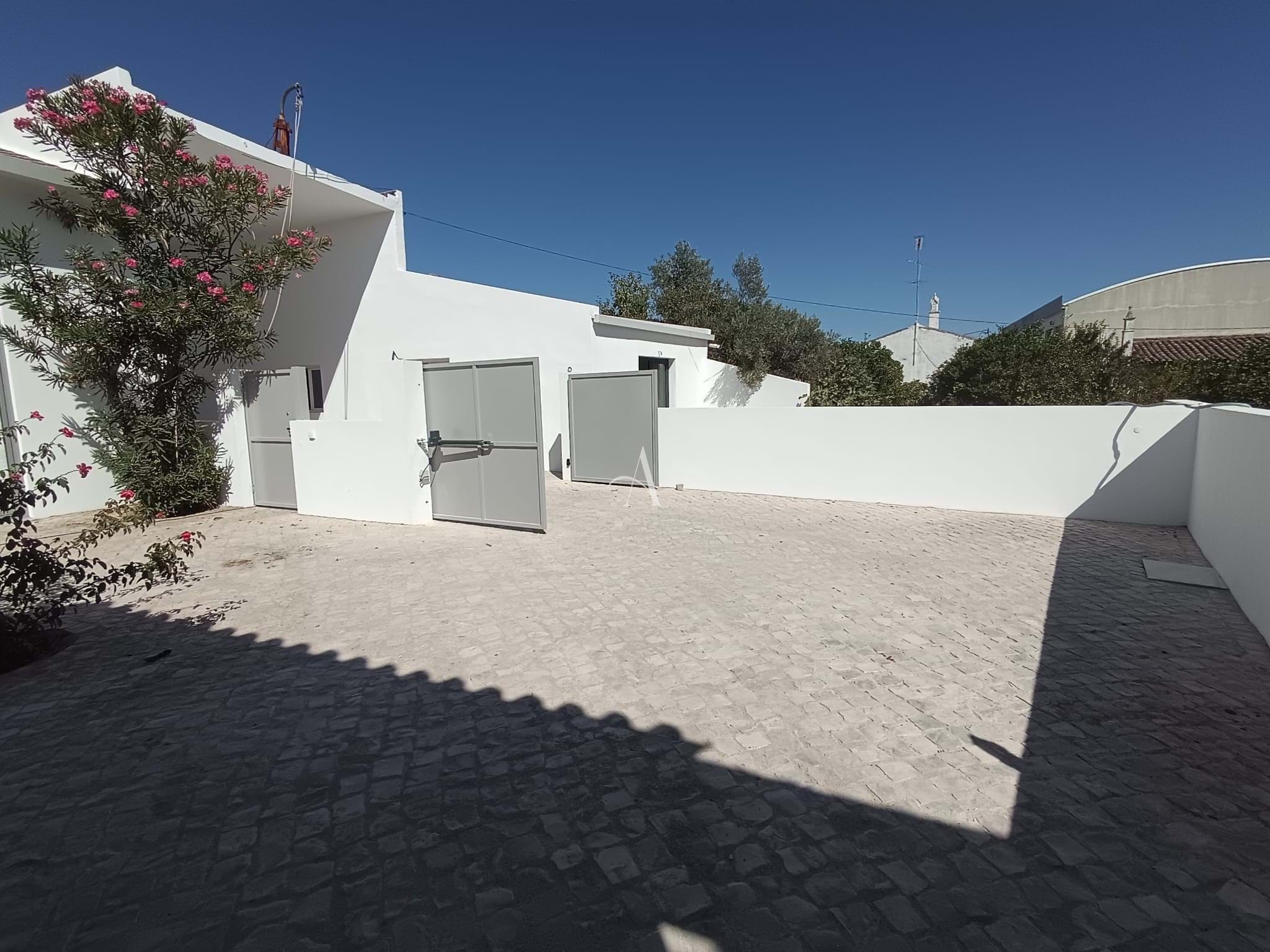 3 Bed, 3 Bath, HouseFor Sale, Sao Bras De Alportel, Faro