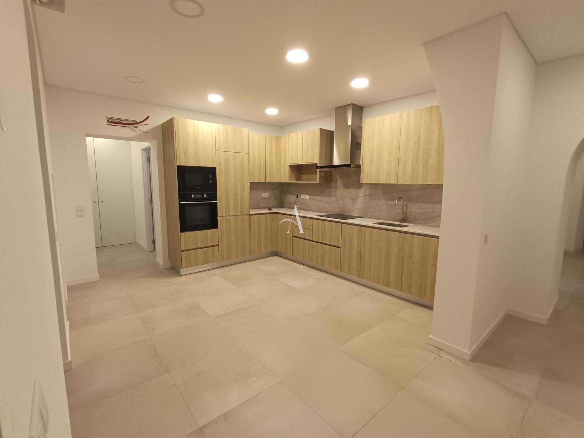 3 Bed, 3 Bath, HouseFor Sale, Sao Bras De Alportel, Faro