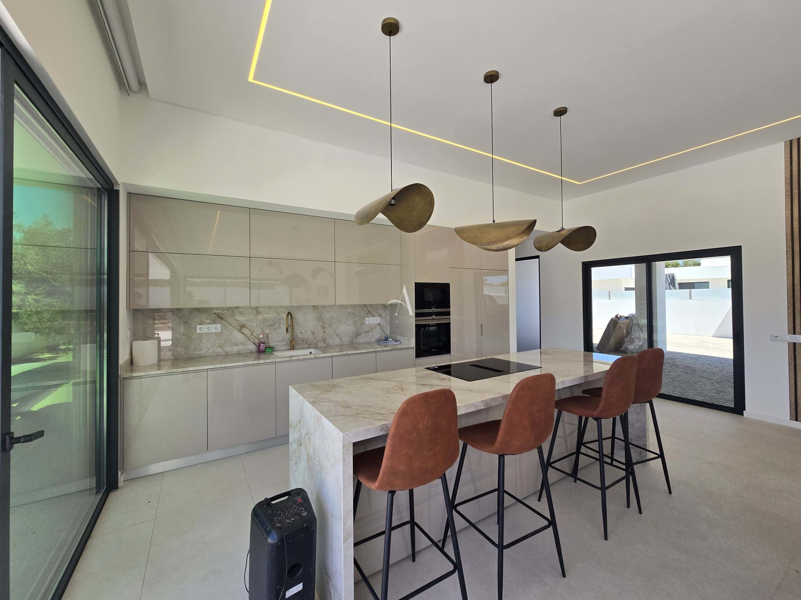 4 Bed, 4 Bath, HouseFor Sale, Sao Bras De Alportel, Faro 4 Bed, 4 Bath, HouseFor Sale, Sao Bras De Alportel, Faro