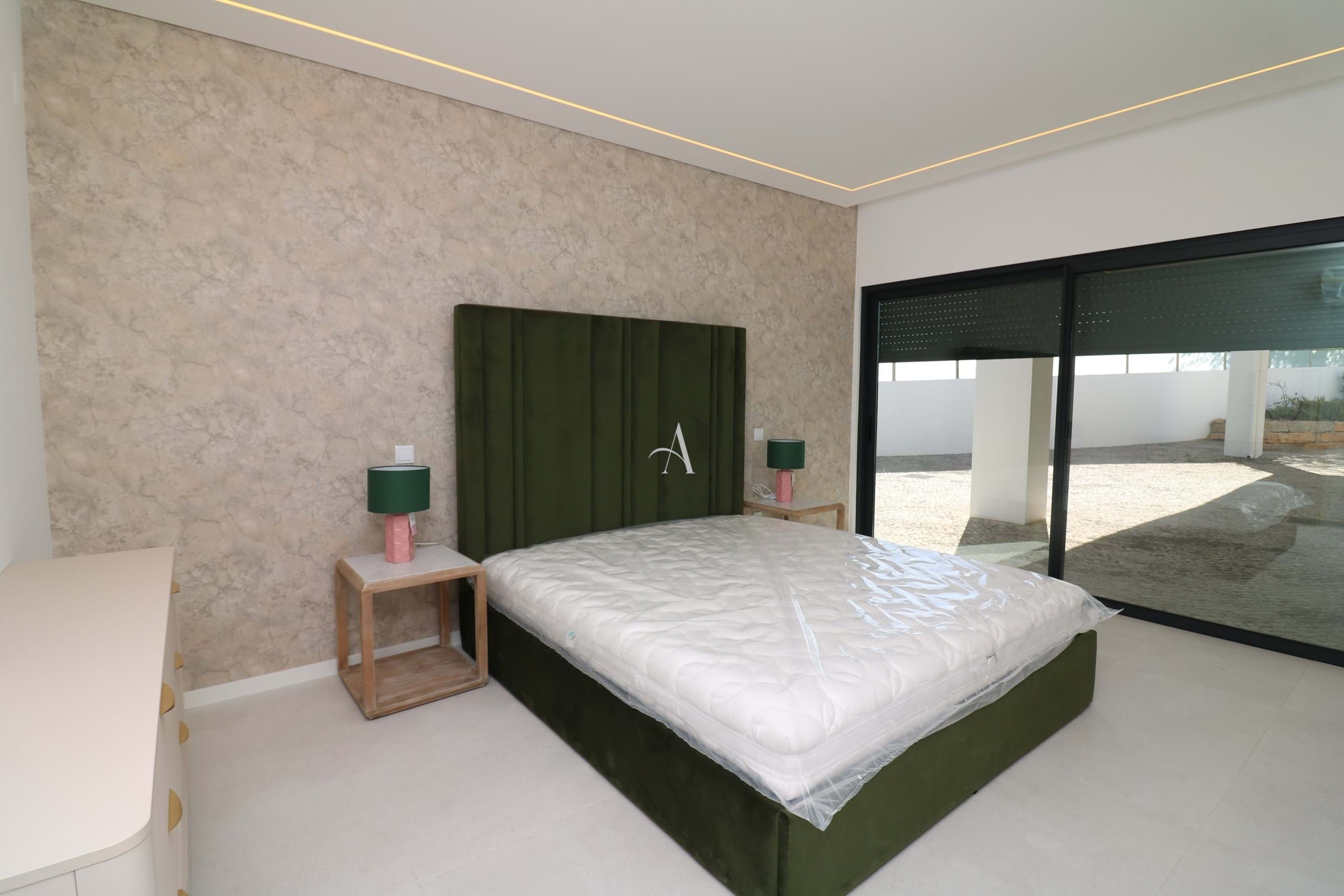 4 Bed, 4 Bath, HouseFor Sale, Sao Bras De Alportel, Faro 4 Bed, 4 Bath, HouseFor Sale, Sao Bras De Alportel, Faro