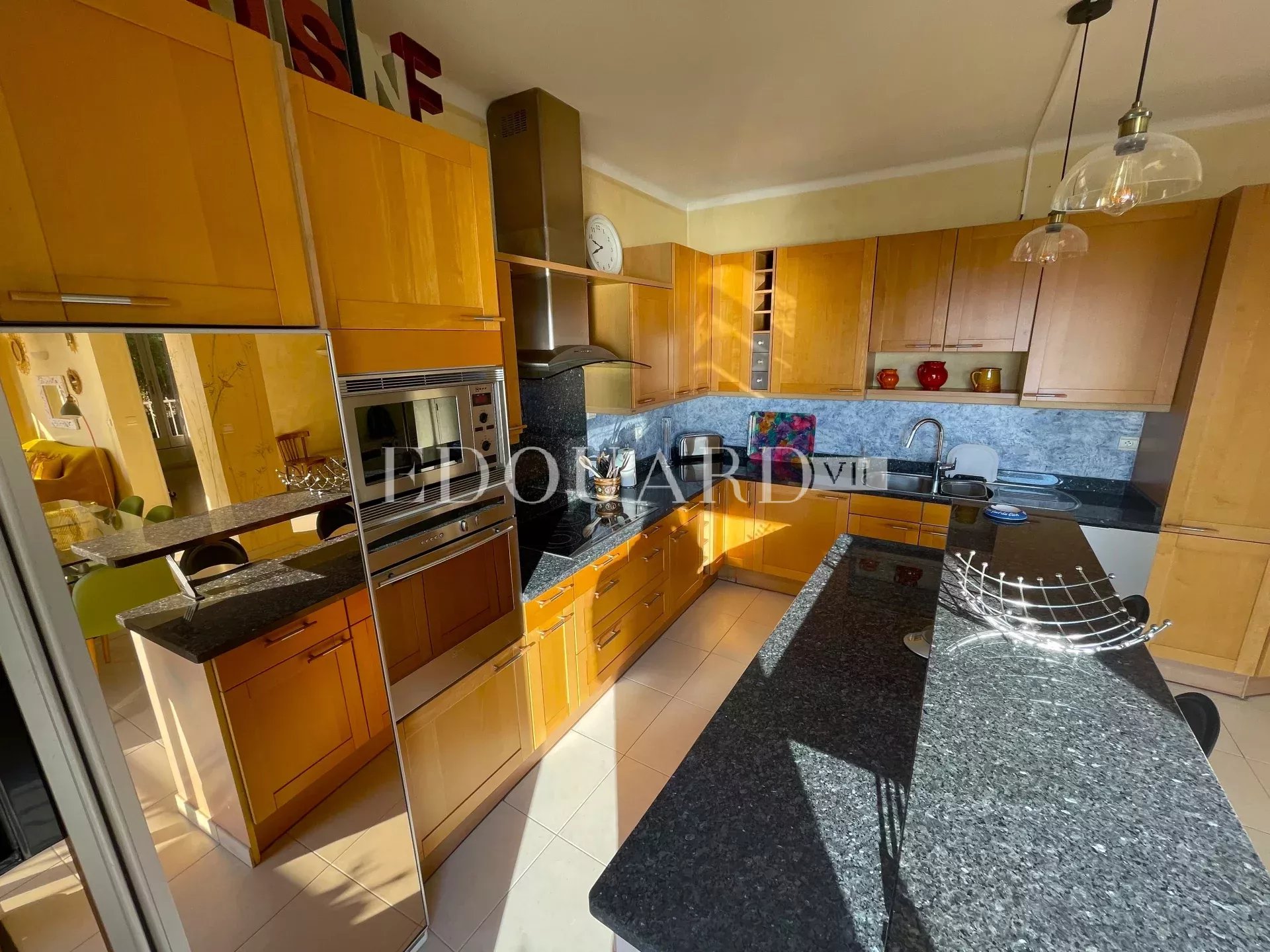 2 Bed, 1 Bath, ApartmentFor Sale, Èze, Alpes-Maritimes