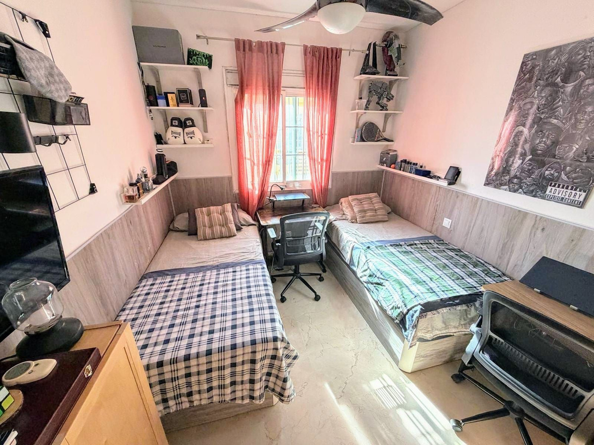 3 Bed, 2 Bath, HouseFor Sale, Manilva, Malaga