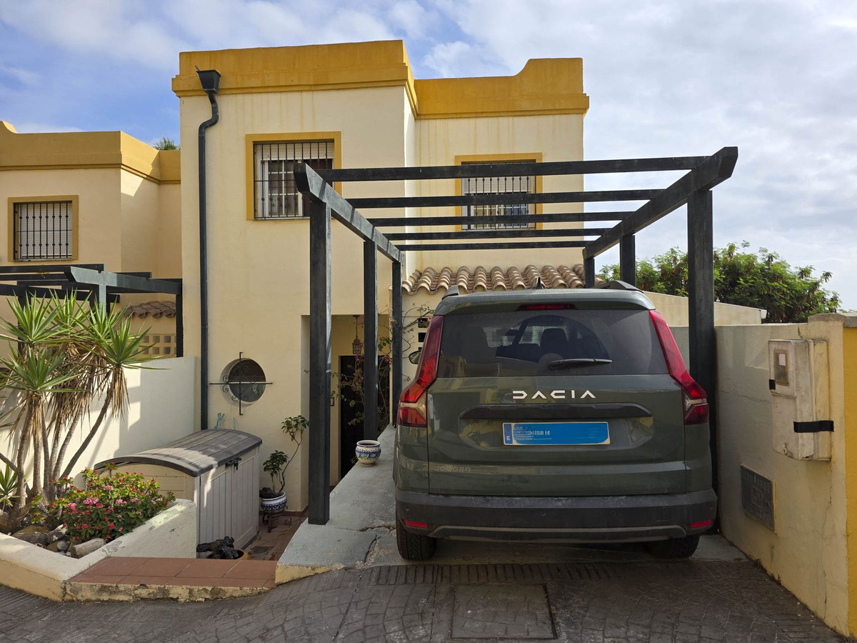 3 Bed, 2 Bath, HouseFor Sale, Manilva, Malaga