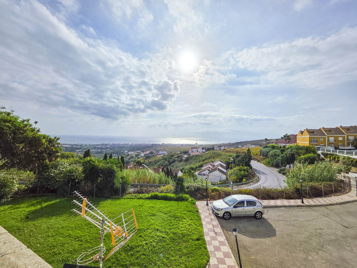 3 Bed, 2 Bath, HouseFor Sale, Manilva, Malaga