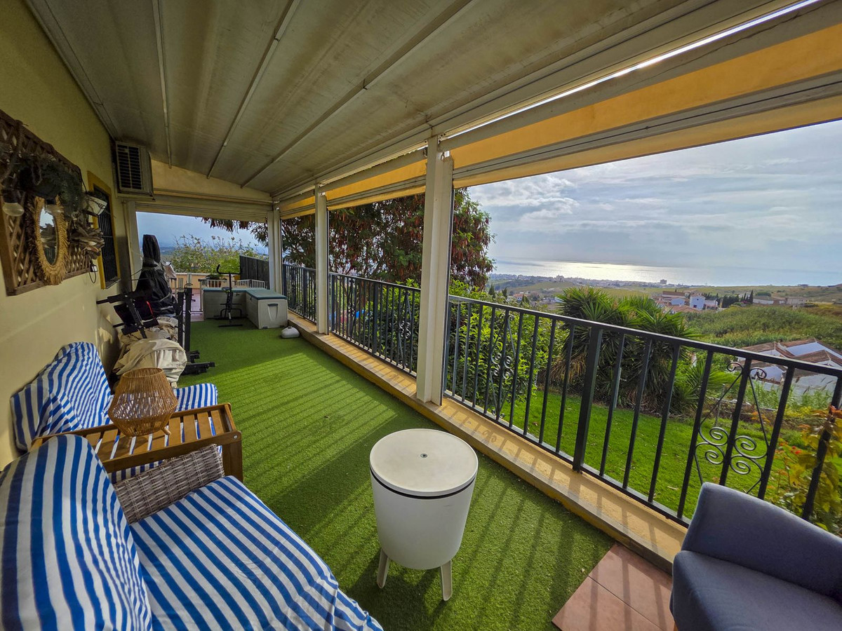 3 Bed, 2 Bath, HouseFor Sale, Manilva, Malaga