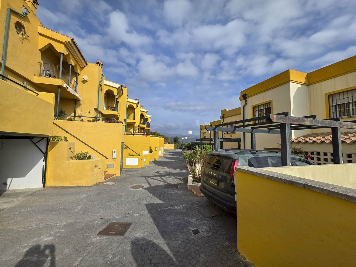 3 Bed, 2 Bath, HouseFor Sale, Manilva, Malaga