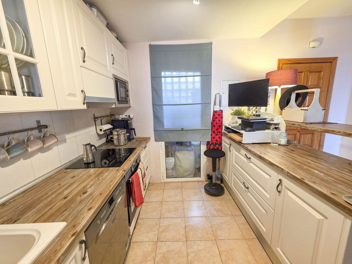 3 Bed, 2 Bath, HouseFor Sale, Manilva, Malaga