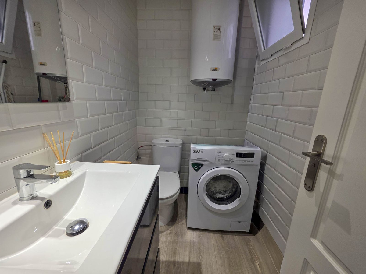 2 Bed, 2 Bath, ApartmentFor Sale, La Duquesa, Malaga 2 Bed, 2 Bath, ApartmentFor Sale, La Duquesa, Malaga