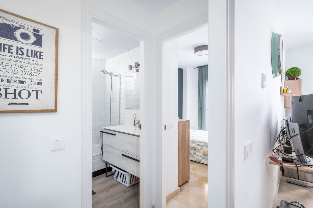 2 Bed, 2 Bath, ApartmentFor Sale, La Duquesa, Malaga 2 Bed, 2 Bath, ApartmentFor Sale, La Duquesa, Malaga