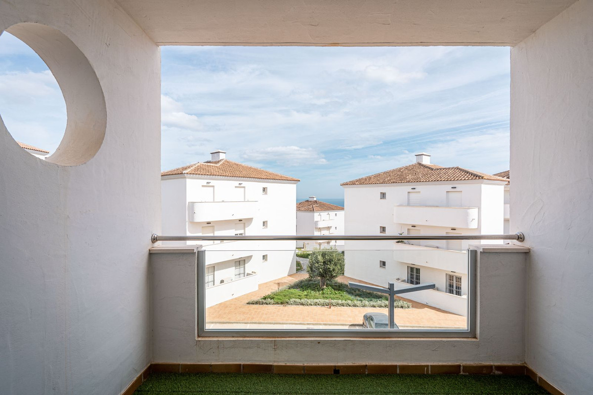 2 Bed, 2 Bath, ApartmentFor Sale, La Duquesa, Malaga 2 Bed, 2 Bath, ApartmentFor Sale, La Duquesa, Malaga