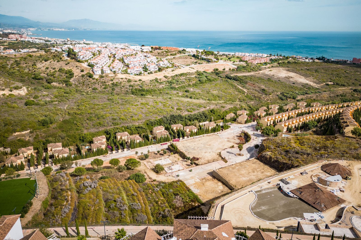 2 Bed, 2 Bath, ApartmentFor Sale, La Duquesa, Malaga 2 Bed, 2 Bath, ApartmentFor Sale, La Duquesa, Malaga