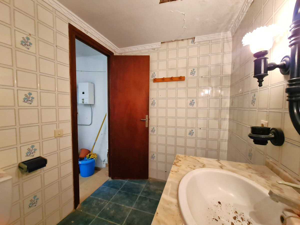 2 Bed, 1 Bath, HouseFor Sale, Manilva, Malaga 2 Bed, 1 Bath, HouseFor Sale, Manilva, Malaga