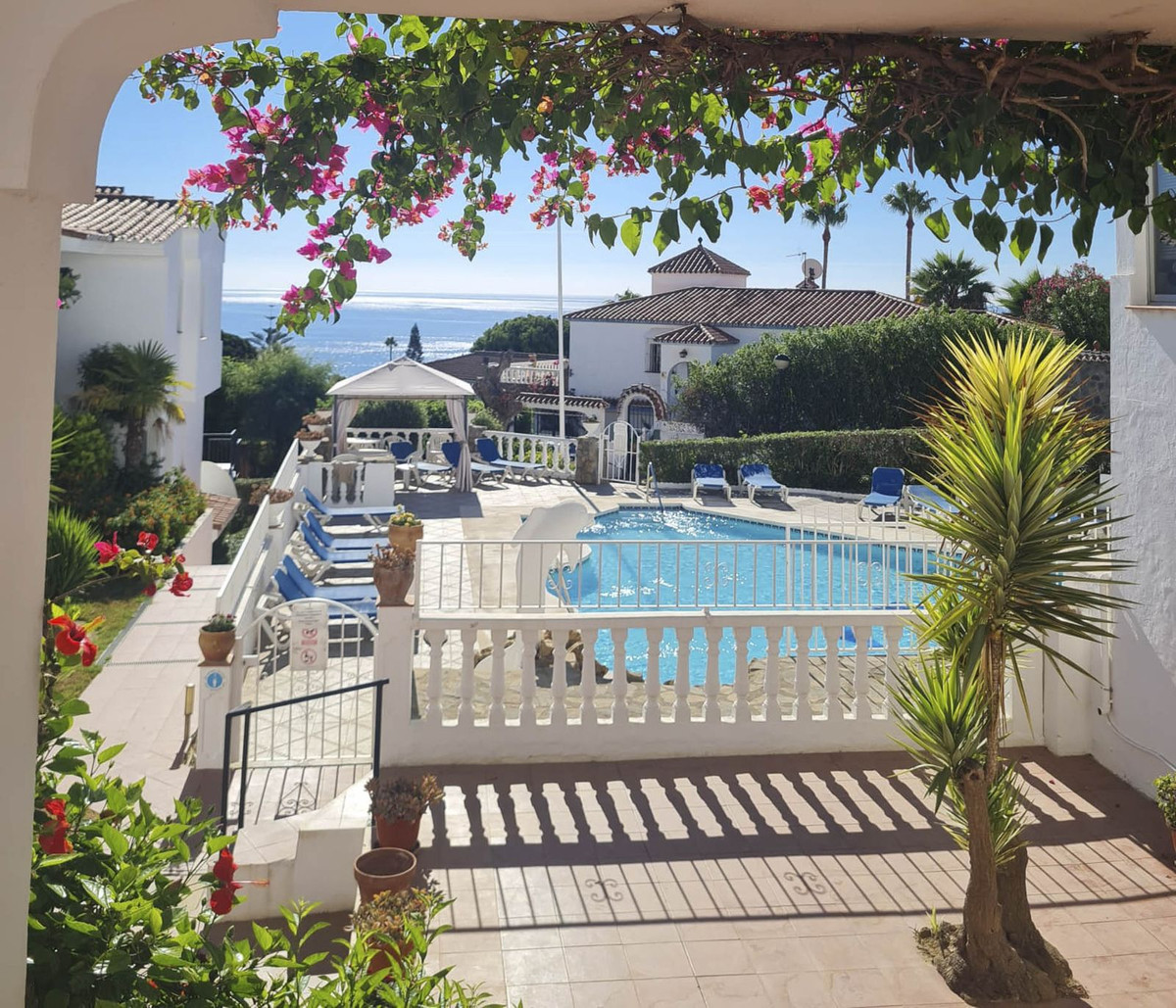 2 Bed, 1 Bath, ApartmentFor Sale, La Duquesa, Malaga