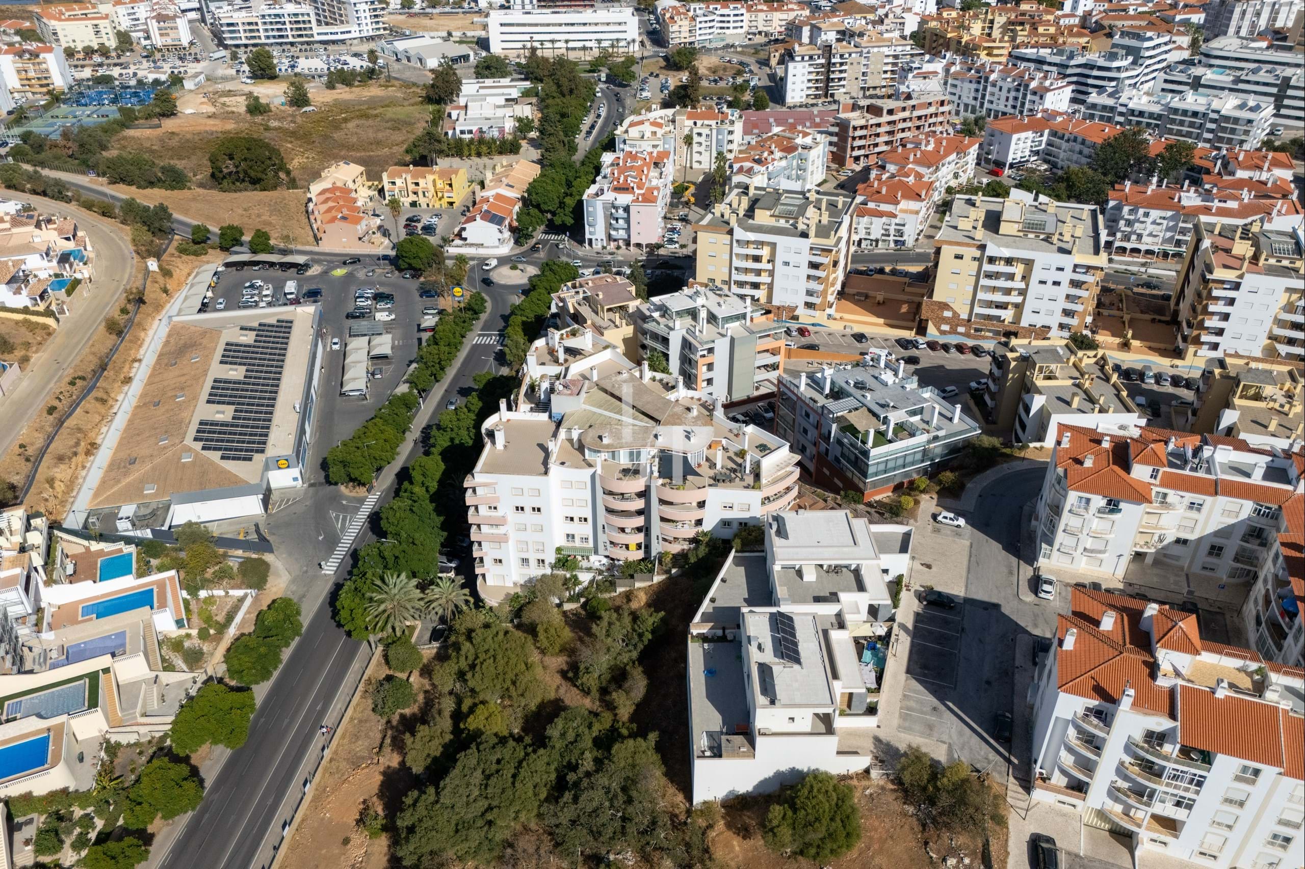 2 Bed, 1 Bath, ApartmentFor Sale, Lagos, Faro, 8600-643 2 Bed, 1 Bath, ApartmentFor Sale, Lagos, Faro, 8600-643