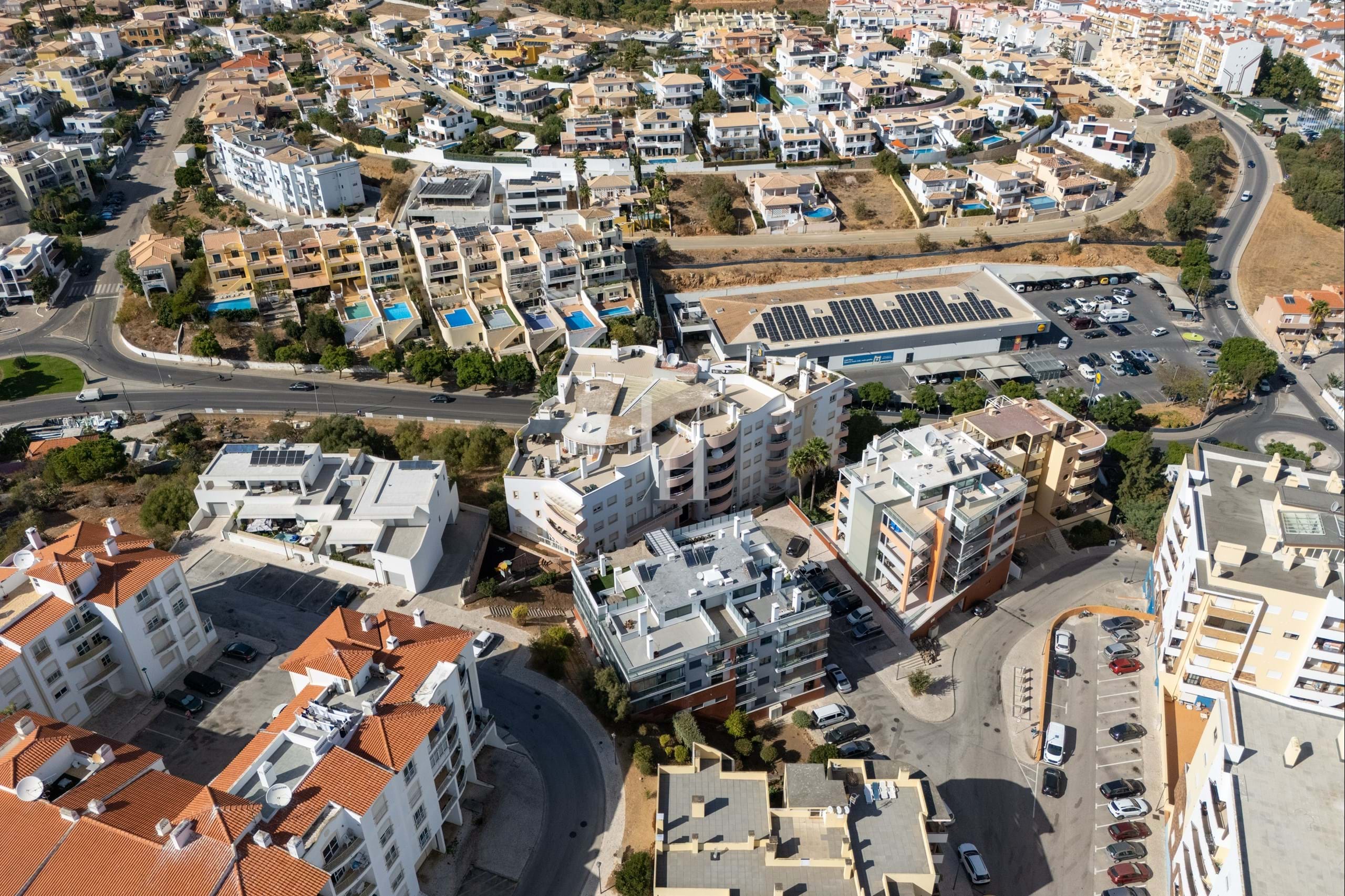 2 Bed, 1 Bath, ApartmentFor Sale, Lagos, Faro, 8600-643 2 Bed, 1 Bath, ApartmentFor Sale, Lagos, Faro, 8600-643