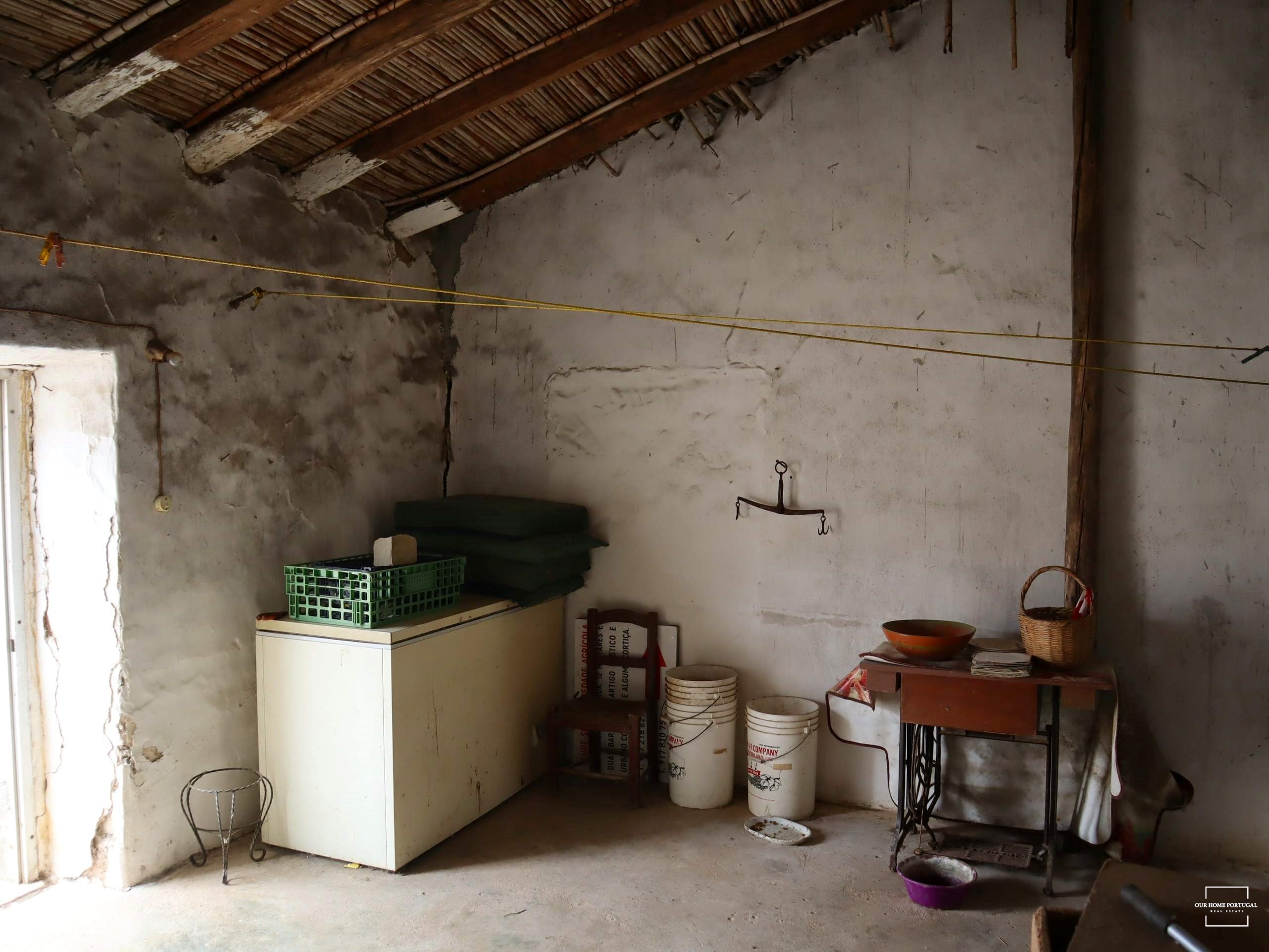 3 Bed, 1 Bath, HouseFor Sale, Loulé, Faro, 8100-183