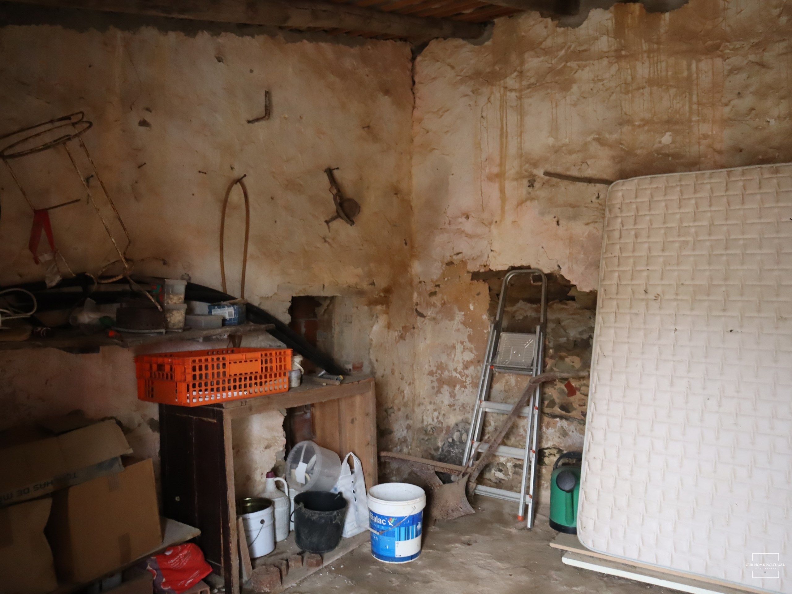 3 Bed, 1 Bath, HouseFor Sale, Loulé, Faro, 8100-183