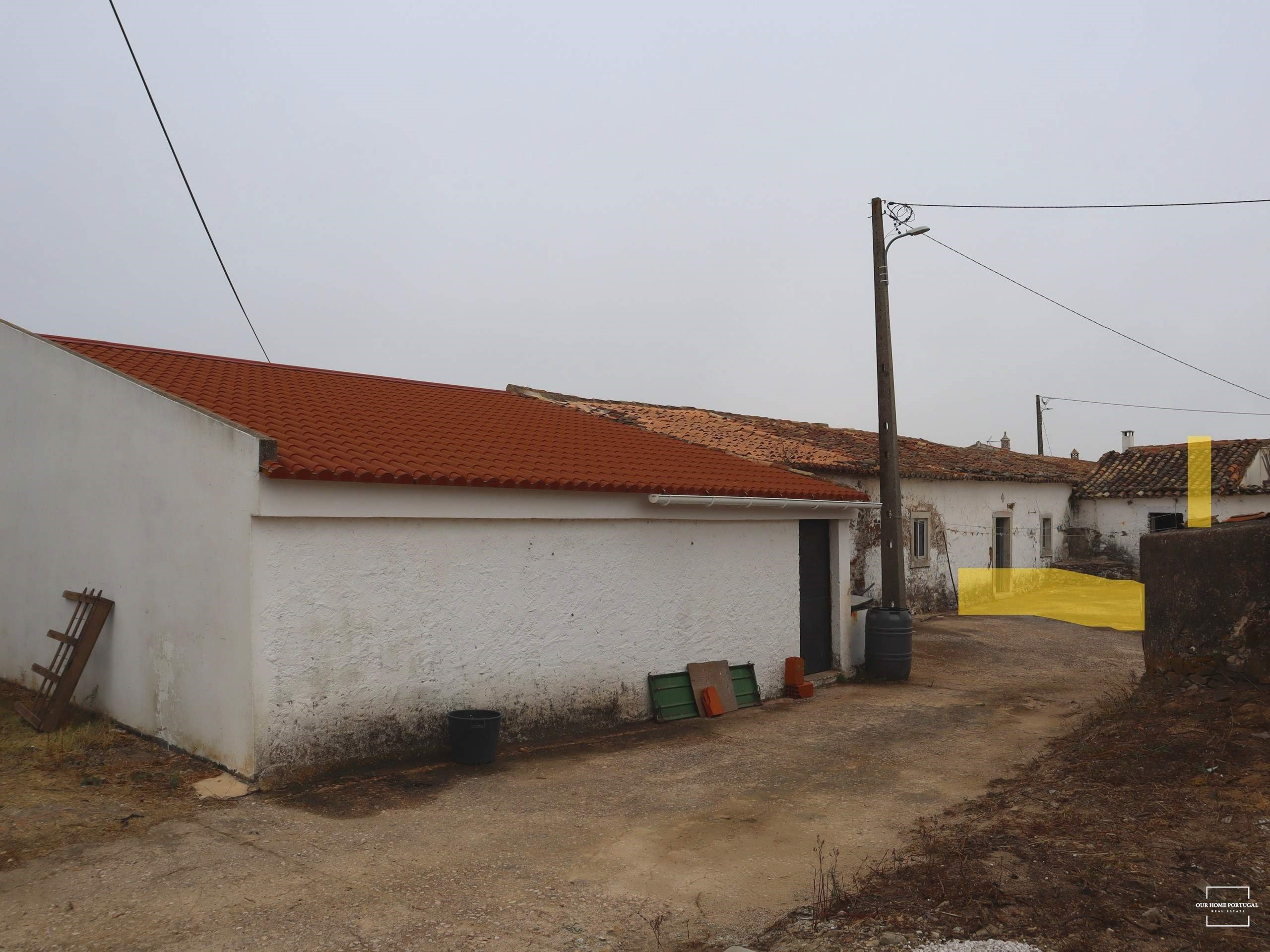 3 Bed, 1 Bath, HouseFor Sale, Loulé, Faro, 8100-183