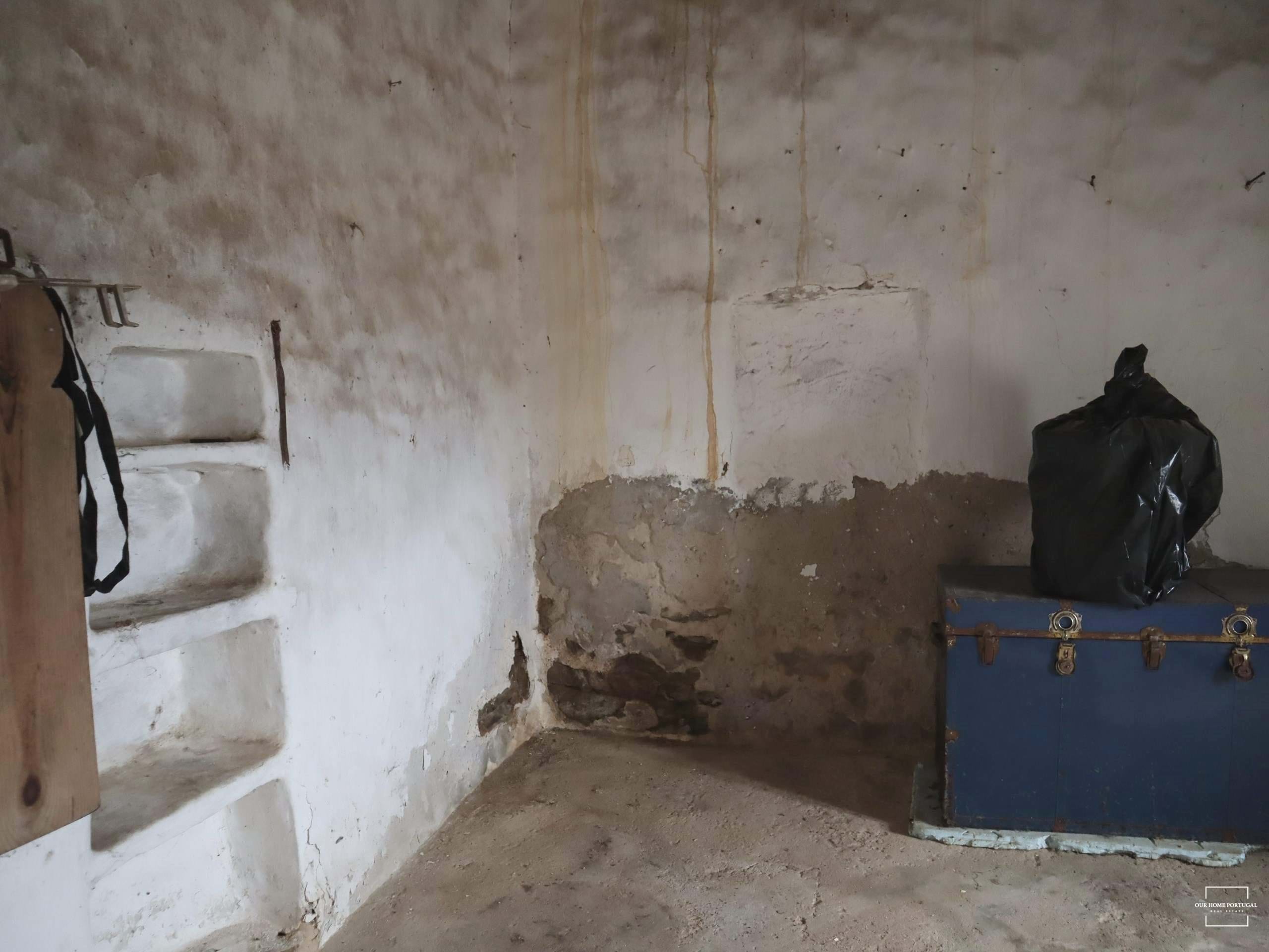 3 Bed, 1 Bath, HouseFor Sale, Loulé, Faro, 8100-183