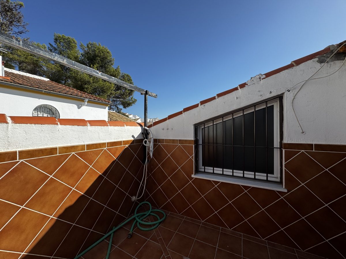 3 Bed, 1 Bath, HouseFor Sale, Olvera, Andalucia