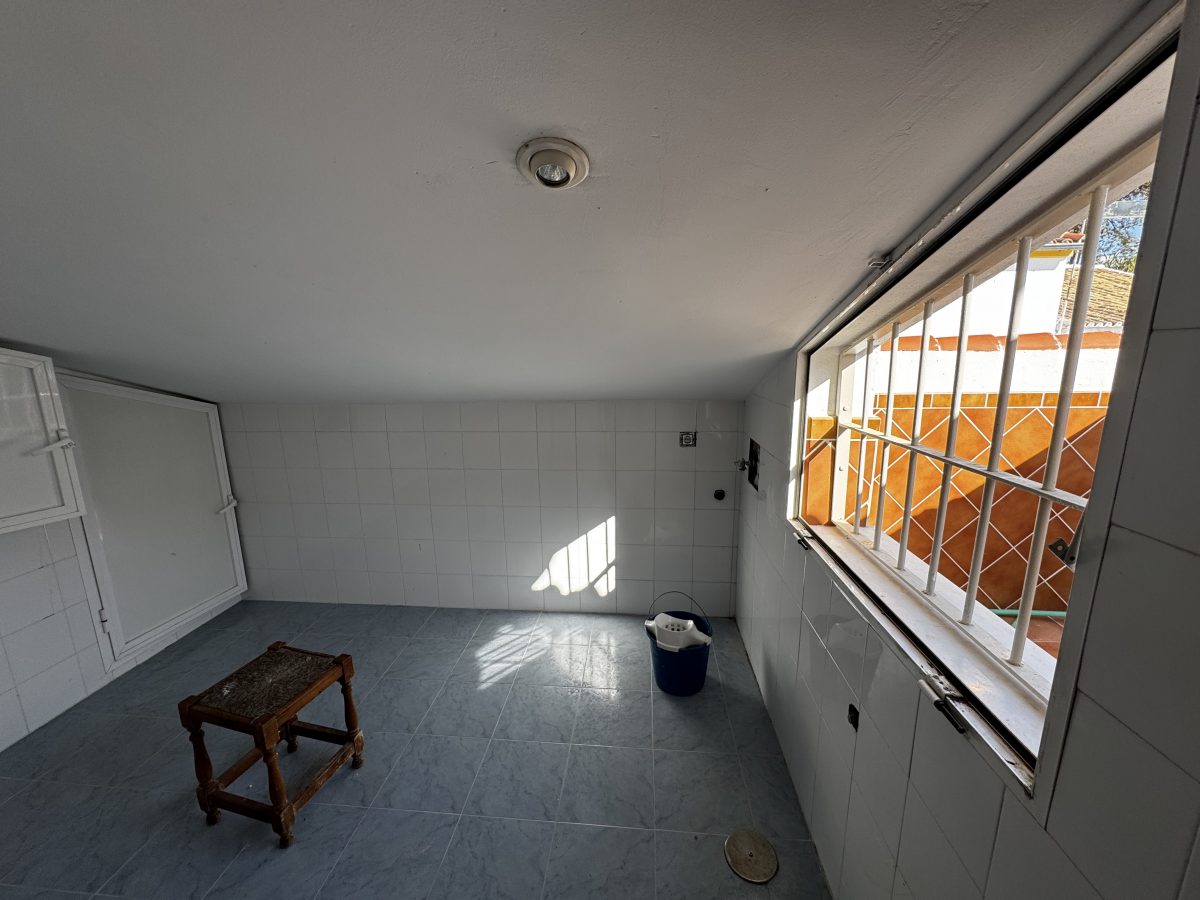 3 Bed, 1 Bath, HouseFor Sale, Olvera, Andalucia