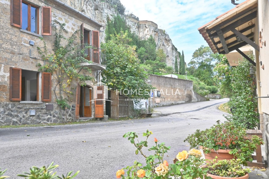 2 Bed, 1 Bath, HouseFor Sale, Orvieto, Terni, Umbria 2 Bed, 1 Bath, HouseFor Sale, Orvieto, Terni, Umbria