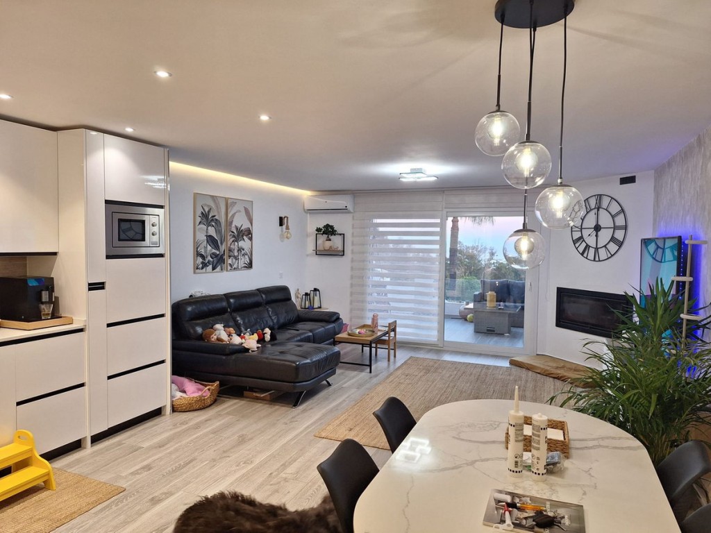 4 Bed, 3 Bath, HouseFor Sale, Calahonda, Malaga 4 Bed, 3 Bath, HouseFor Sale, Calahonda, Malaga