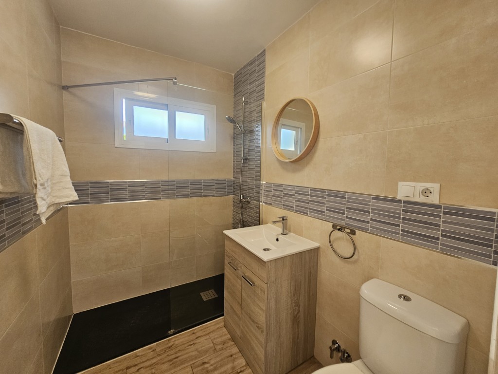 2 Bed, 1 Bath, ApartmentFor Sale, Mijas Costa, Malaga 2 Bed, 1 Bath, ApartmentFor Sale, Mijas Costa, Malaga