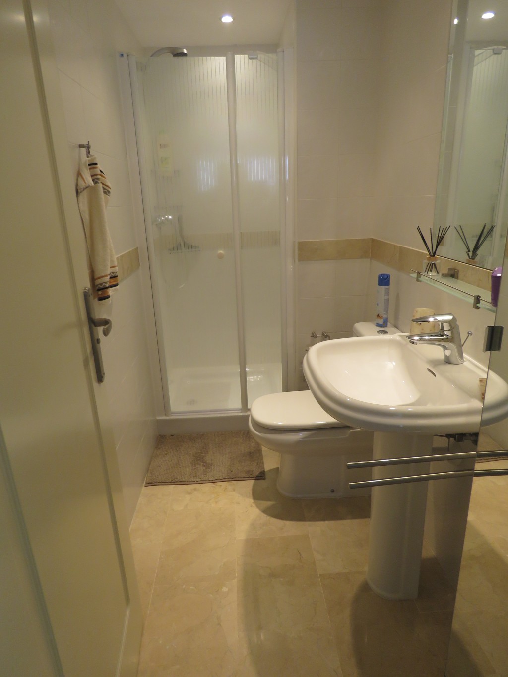 2 Bed, 2 Bath, ApartmentFor Sale, Calahonda, Malaga 2 Bed, 2 Bath, ApartmentFor Sale, Calahonda, Malaga