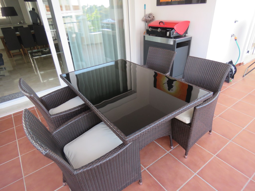 2 Bed, 2 Bath, ApartmentFor Sale, Calahonda, Malaga 2 Bed, 2 Bath, ApartmentFor Sale, Calahonda, Malaga