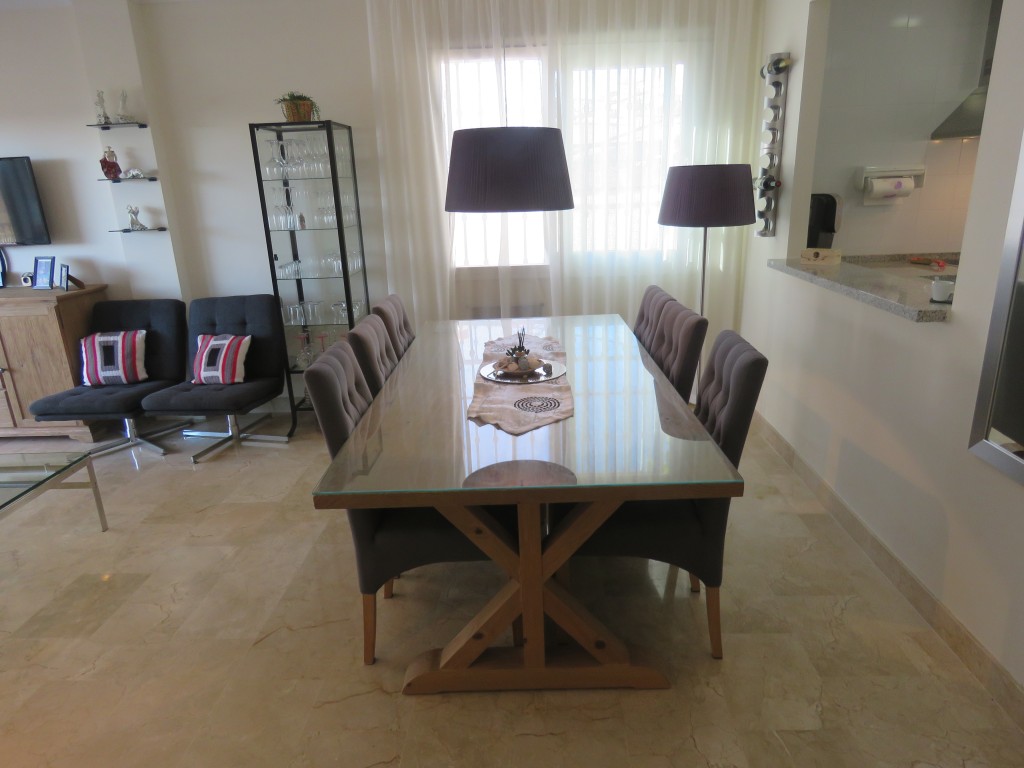 2 Bed, 2 Bath, ApartmentFor Sale, Calahonda, Malaga 2 Bed, 2 Bath, ApartmentFor Sale, Calahonda, Malaga